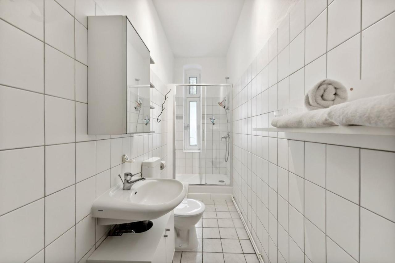 Sweet Central Tiny Apartment For 4 People Берлин Екстериор снимка