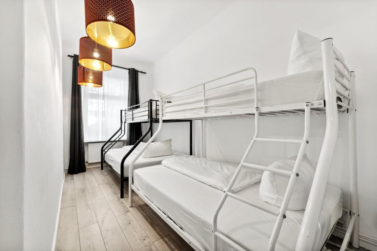 Sweet Central Tiny Apartment For 4 People Берлин Екстериор снимка